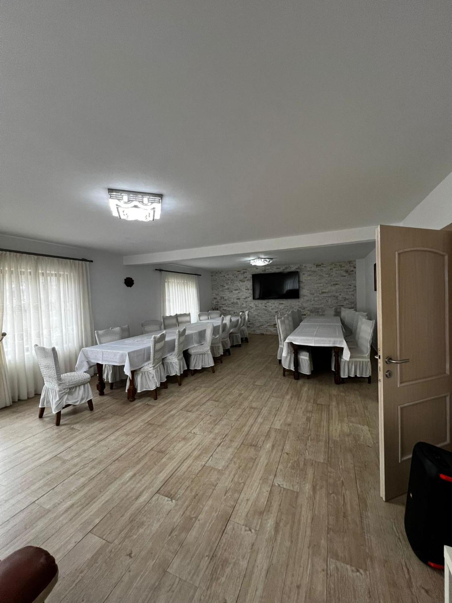 Casa Bujor De Munte Dragoslavele Hotell Exteriör bild